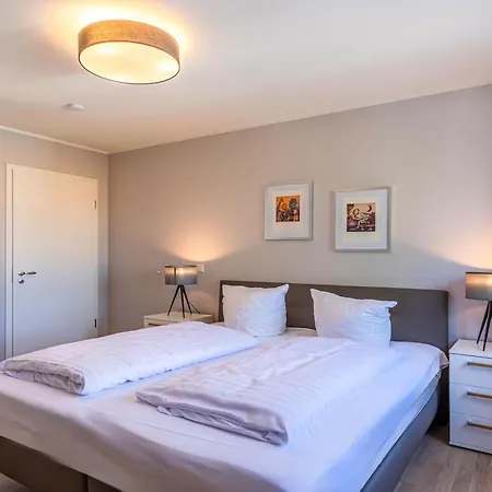 Mueritzsonne - In Der Hafenresidenz Mit Balkon & Wellness