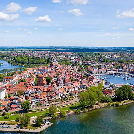 Mueritzsonne - In Der Hafenresidenz Mit Balkon & Wellness * Waren (Mueritz)