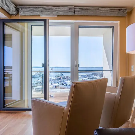 Mueritzsonne - In Der Hafenresidenz Mit Balkon & Wellness